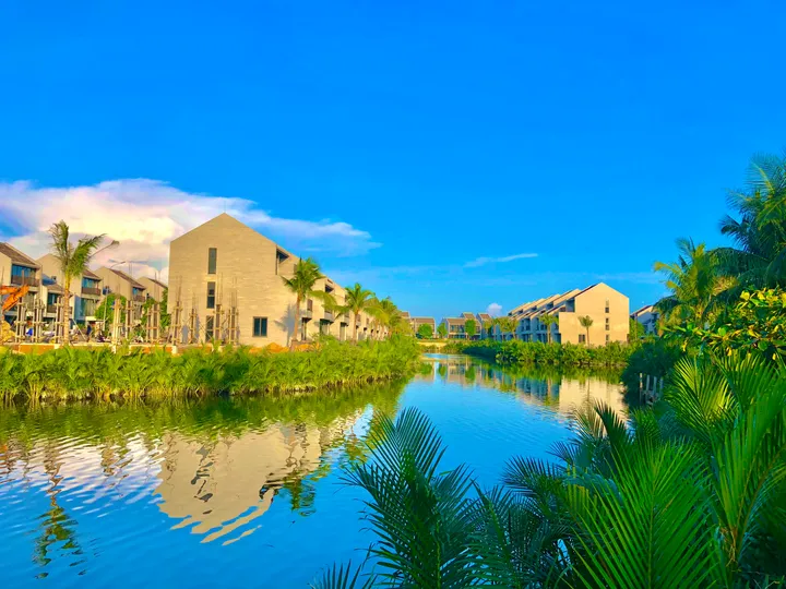 Với 7,5 Tỷ Sở Hữu Lâu Dài Căn Biệt Thự Cao Cấp Casamia Hội An View Cực Thoáng Mát HAY 1 Căn Hộ 60m tại Hà Nội (MS29)